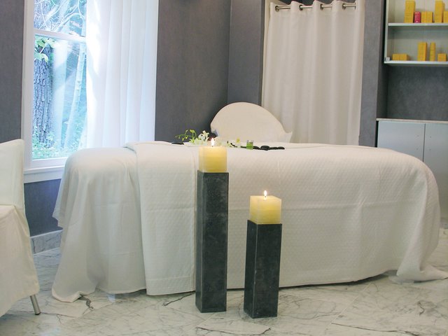 Massage Room H.jpg