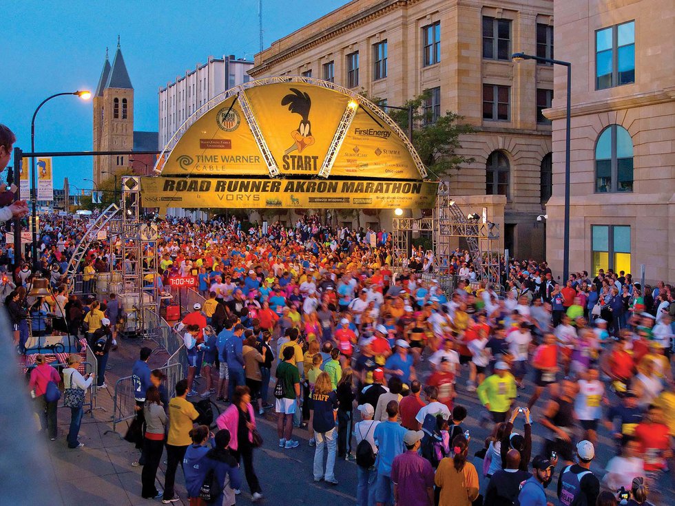 Akron Marathon 2010.jpg