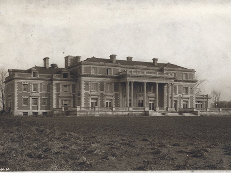 Front of Mansion (2).jpg