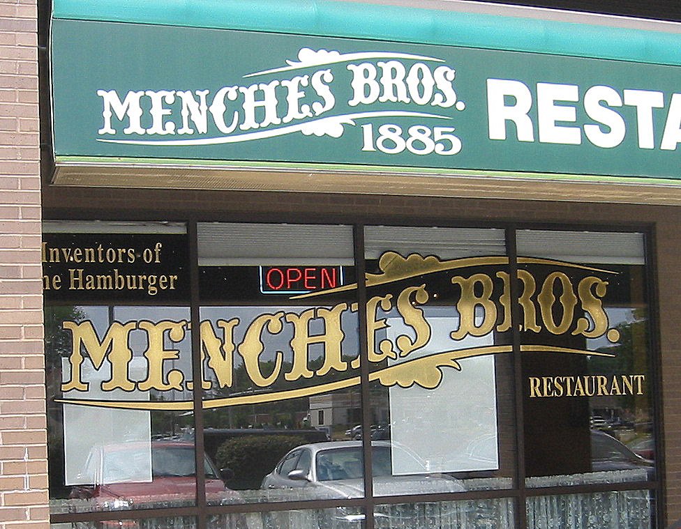 Menches Exterior
